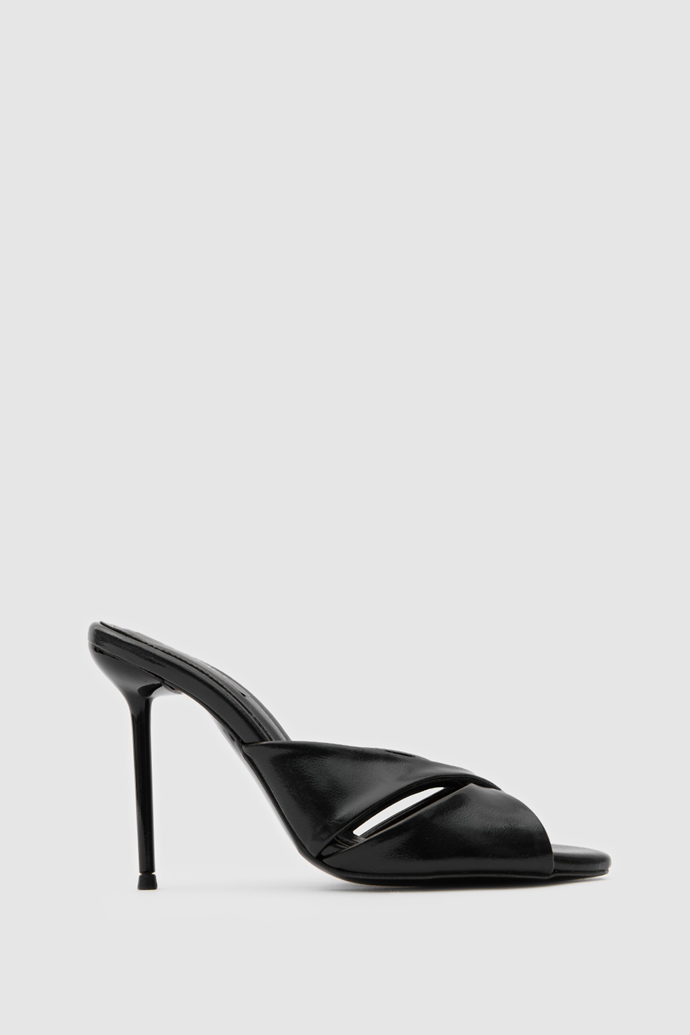 SUVEA X Shape Luxe Heels