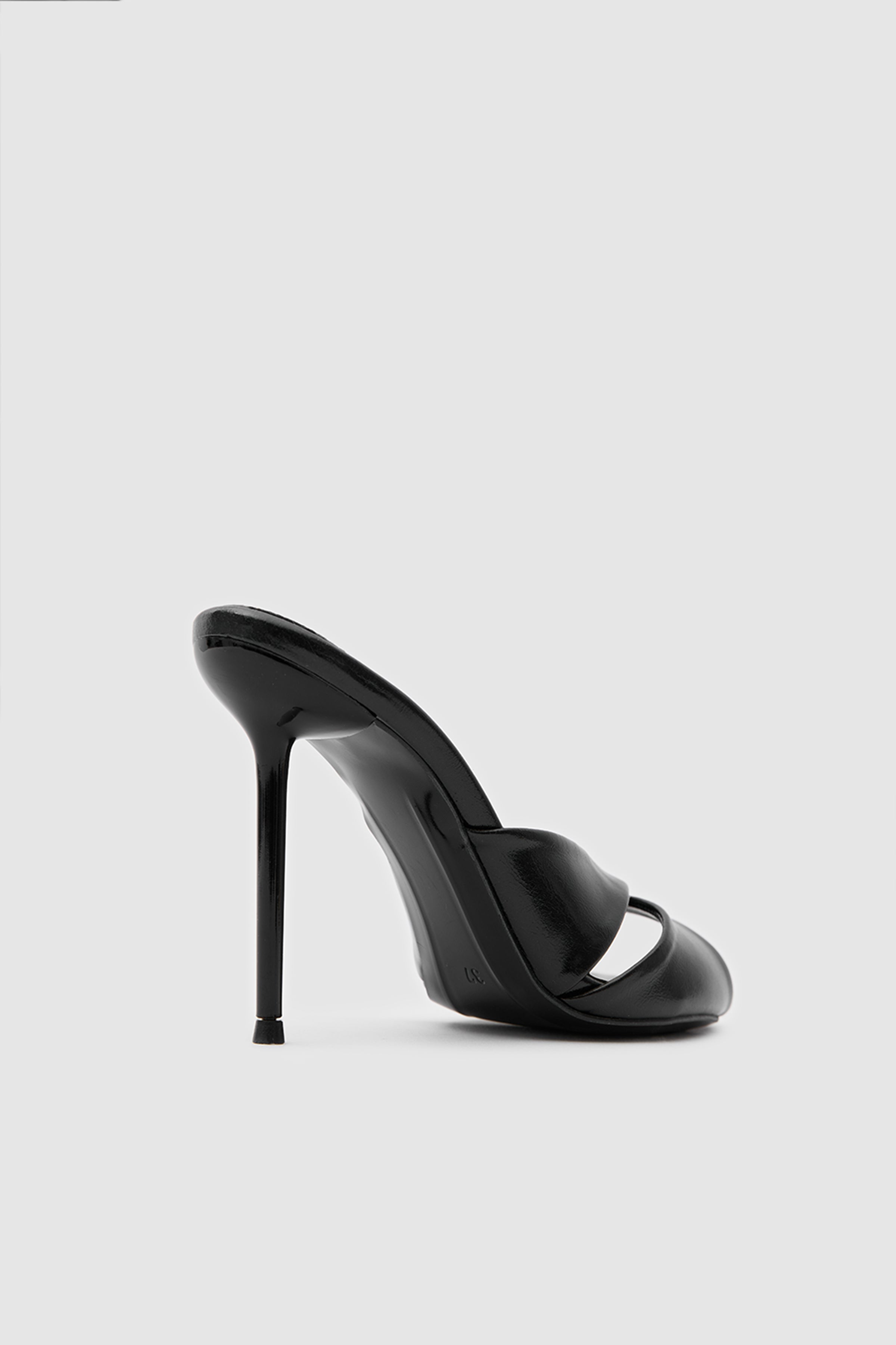 SUVEA X Shape Luxe Heels