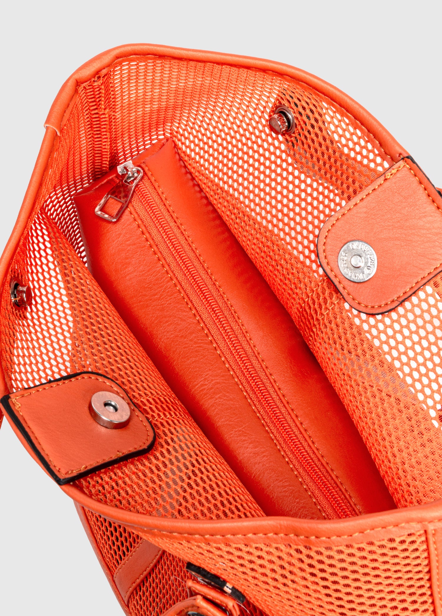 OGGO Breeze Fileli Loop Omuz Çantası