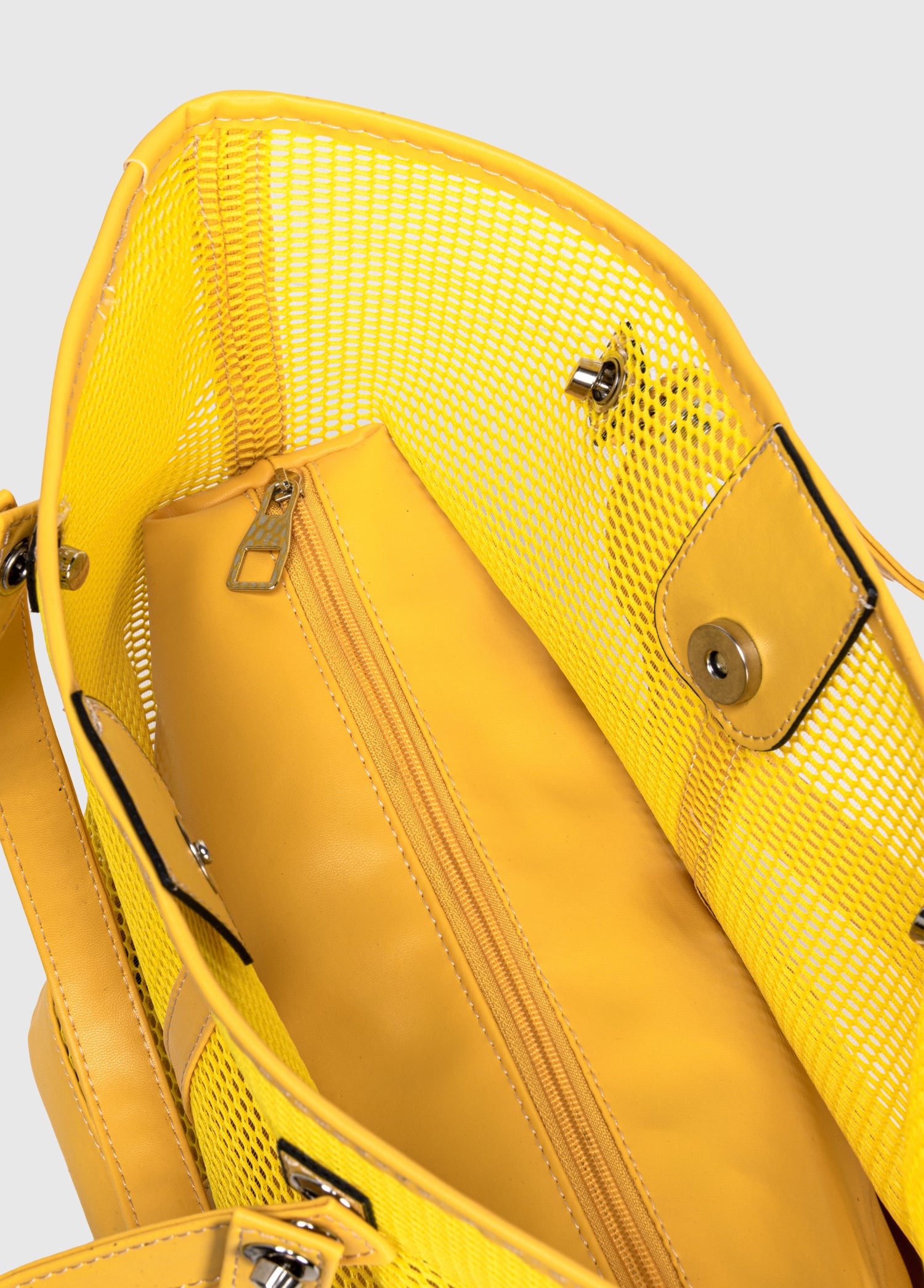 OGGO Breeze Fileli Loop Omuz Çantası