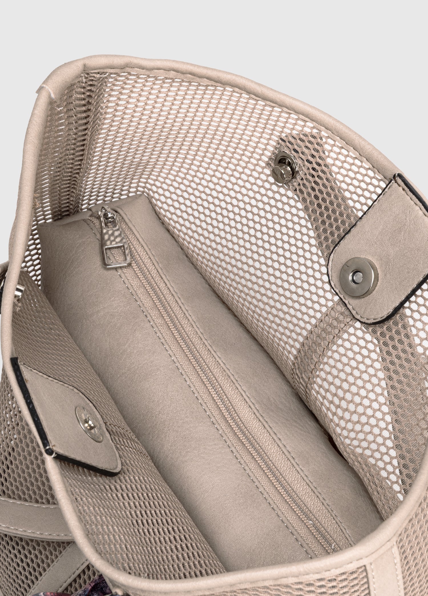 OGGO Breeze Fileli Loop Omuz Çantası