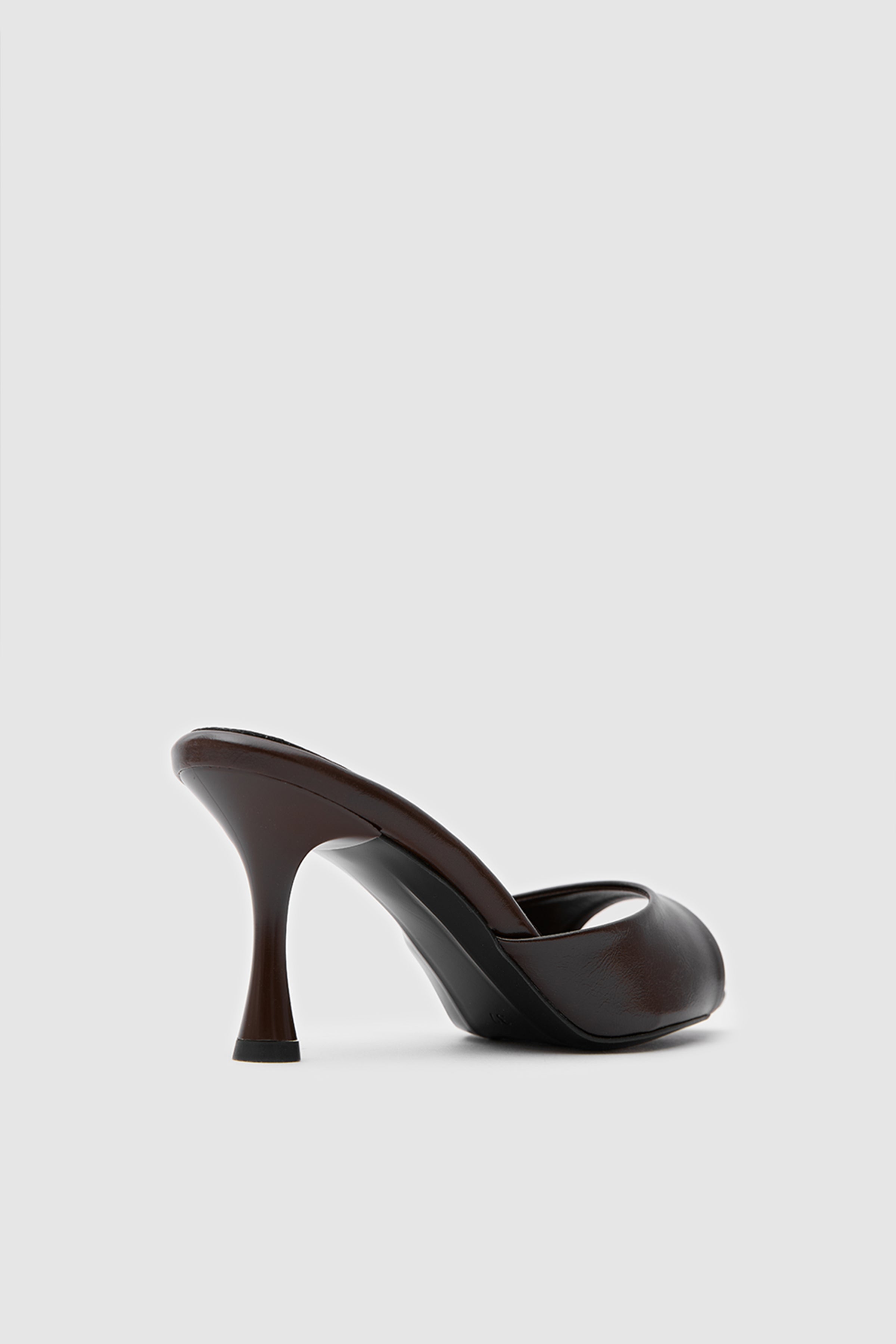 SUVEA Minimal Shape Heels