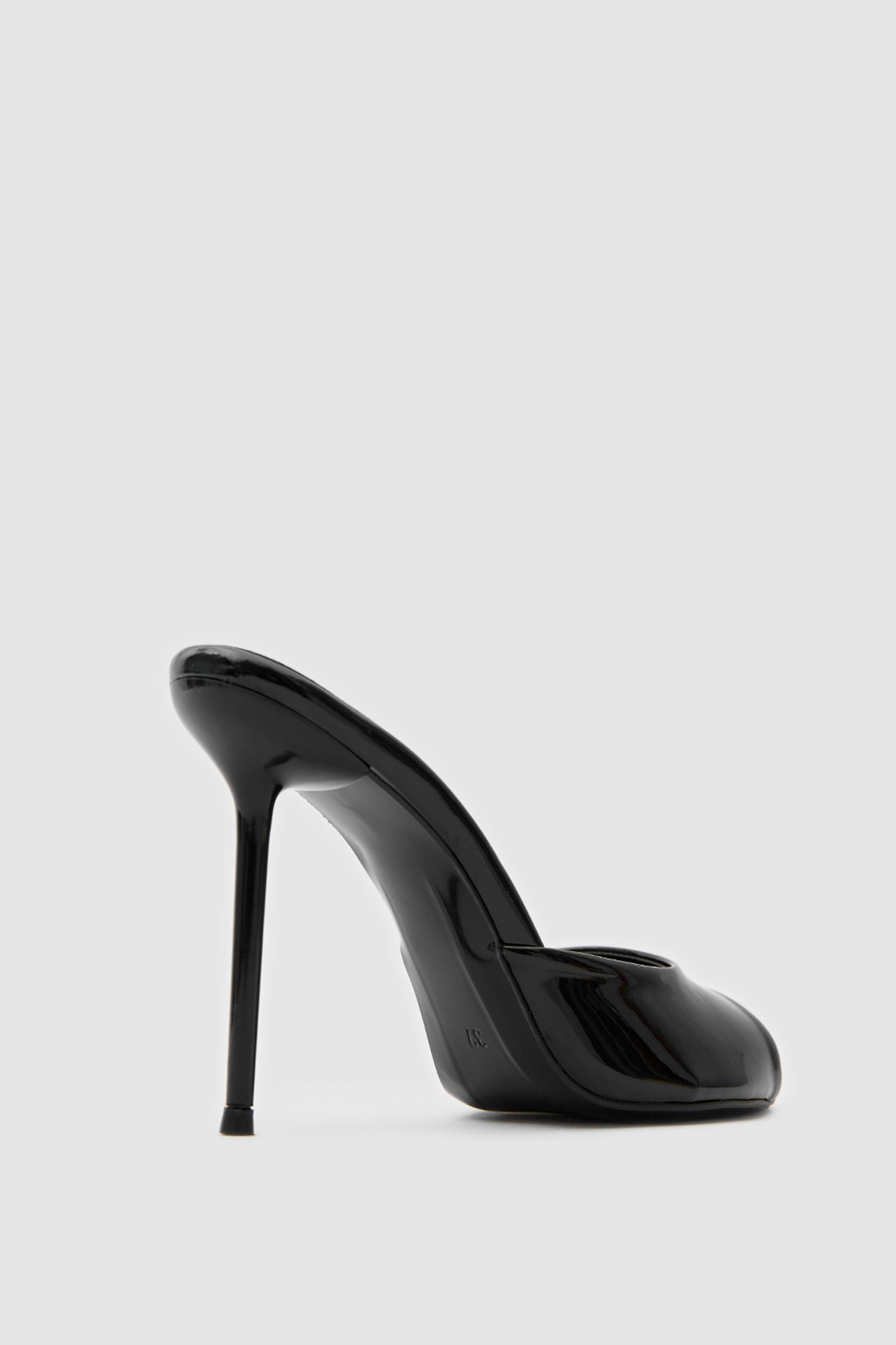 SUVEA Essential Shape Luxe Heels