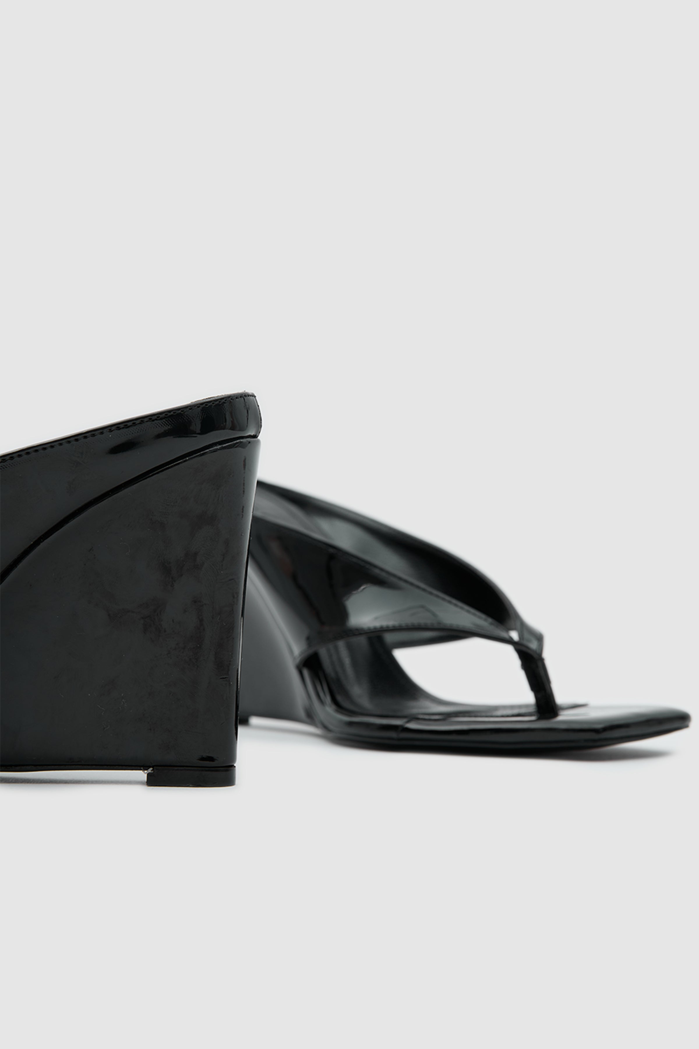 SUVEA CYRA Wedge Mule