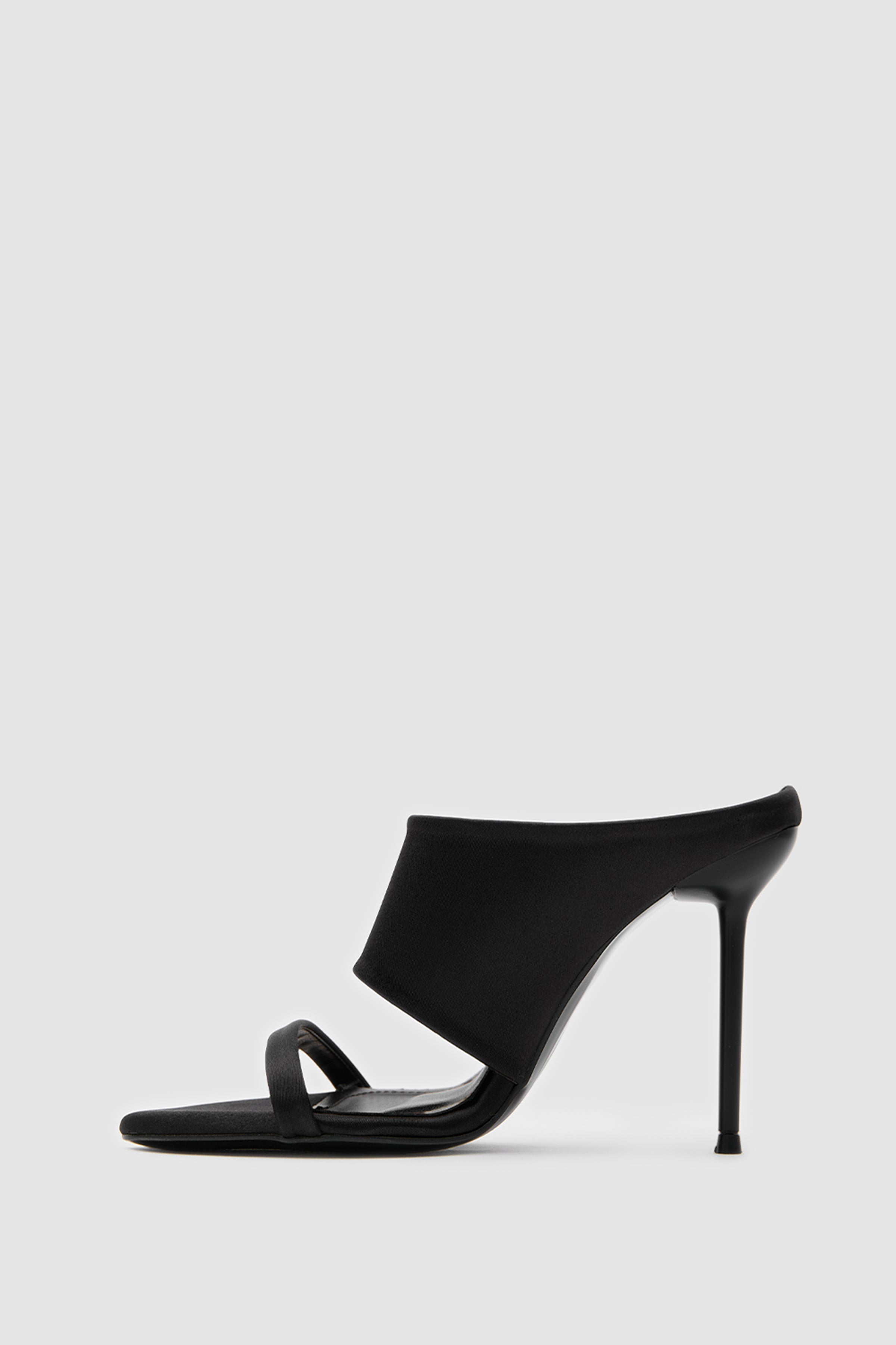 SUVEA C Shape Luxe Heels