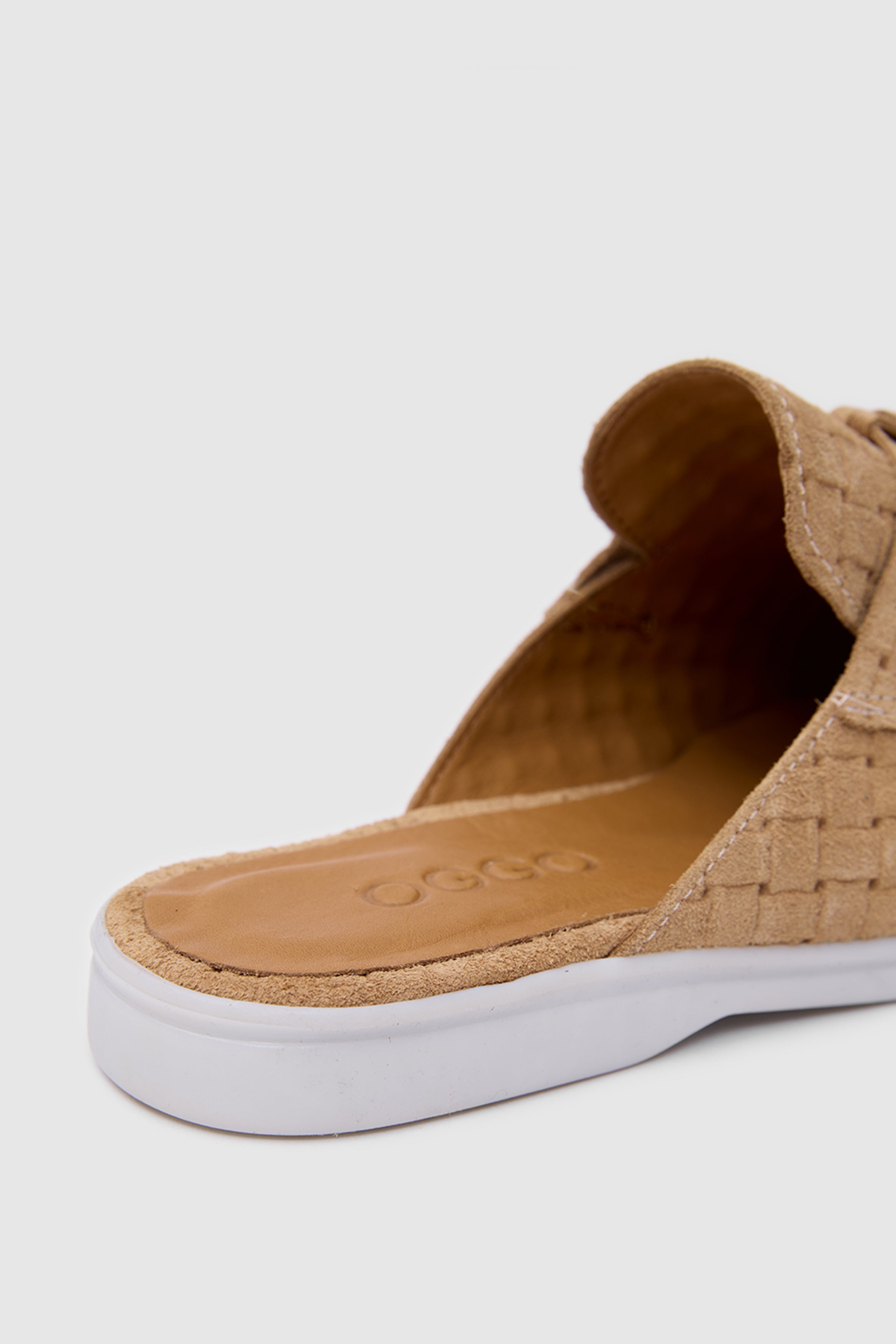 SUVEA ESSENTIAL Woven Mule