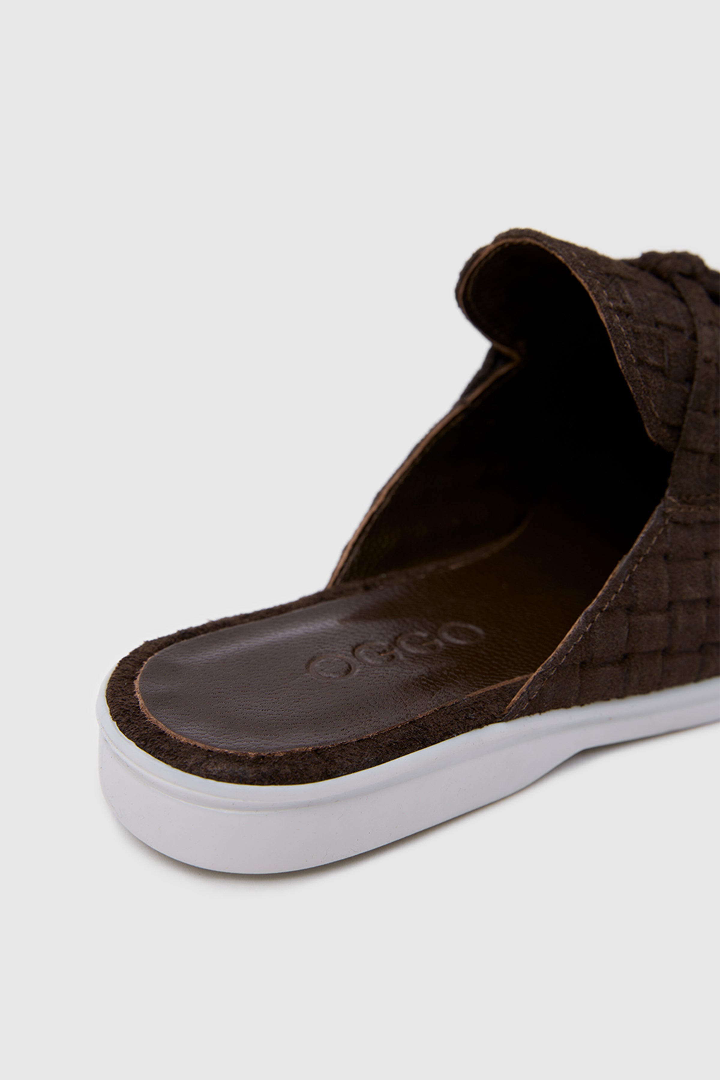 SUVEA ESSENTIAL Woven Mule