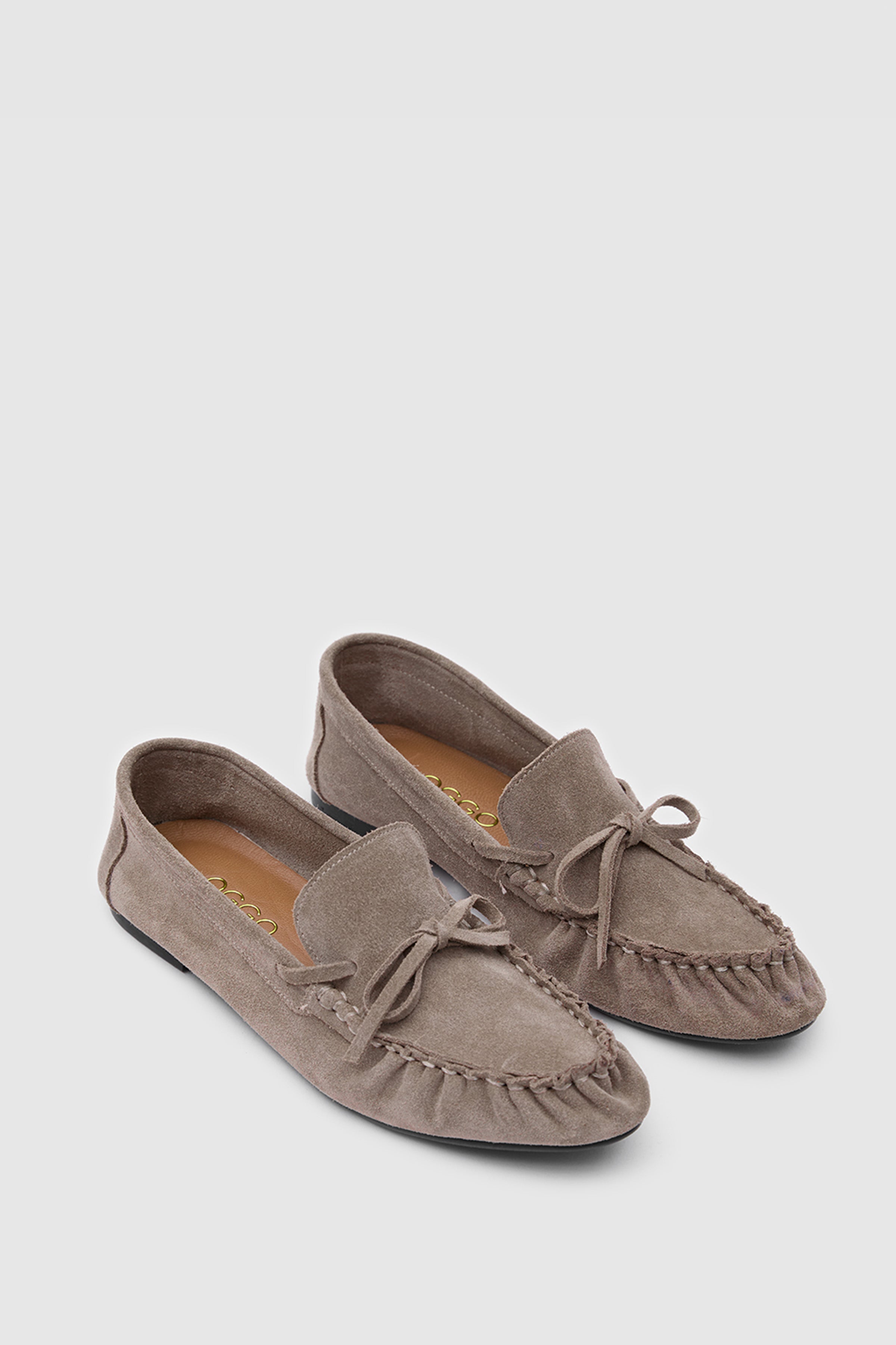 SUVEA LUMI Suede Loafer