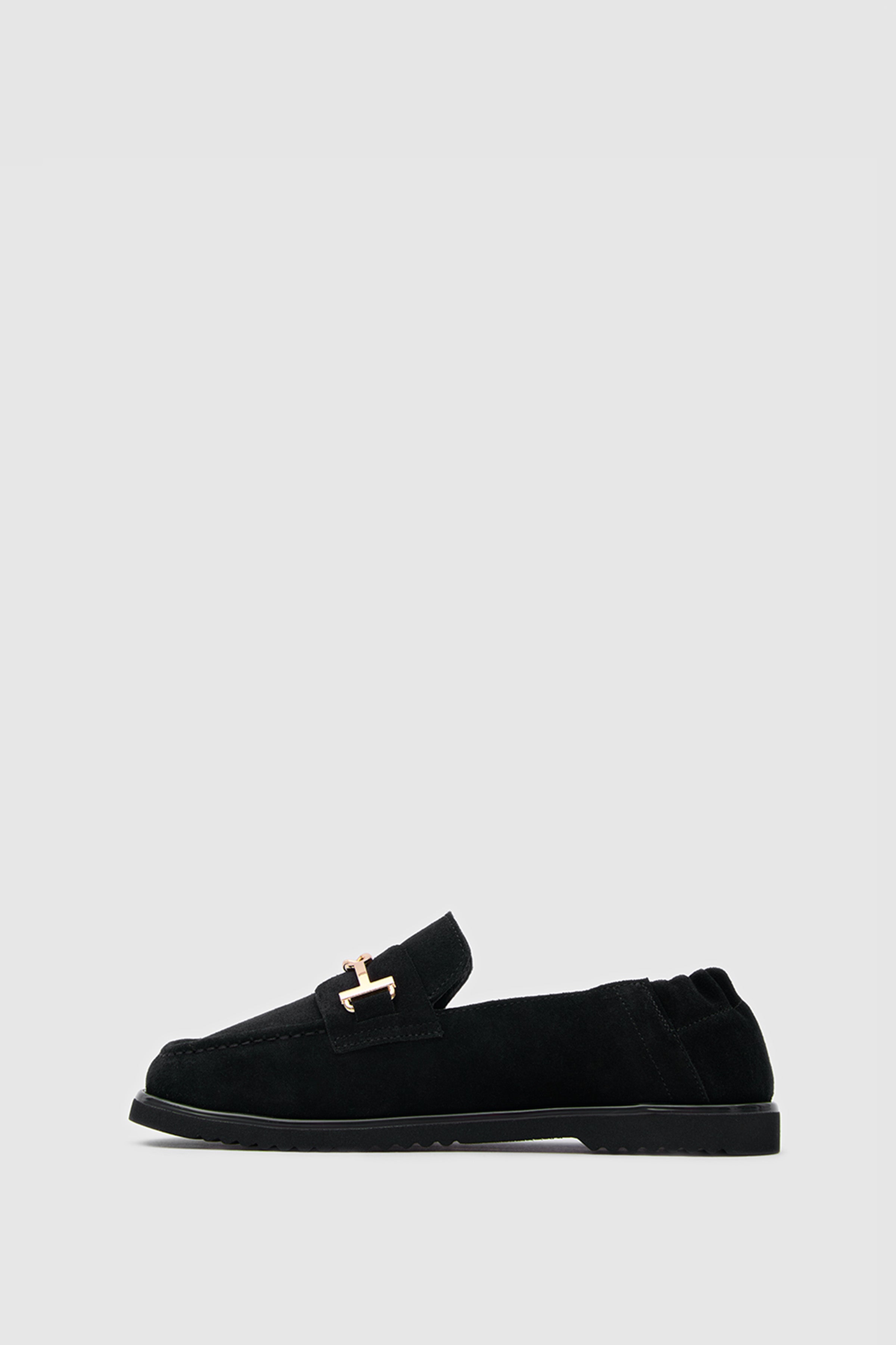 SUVEA ARIO Suede Loafer