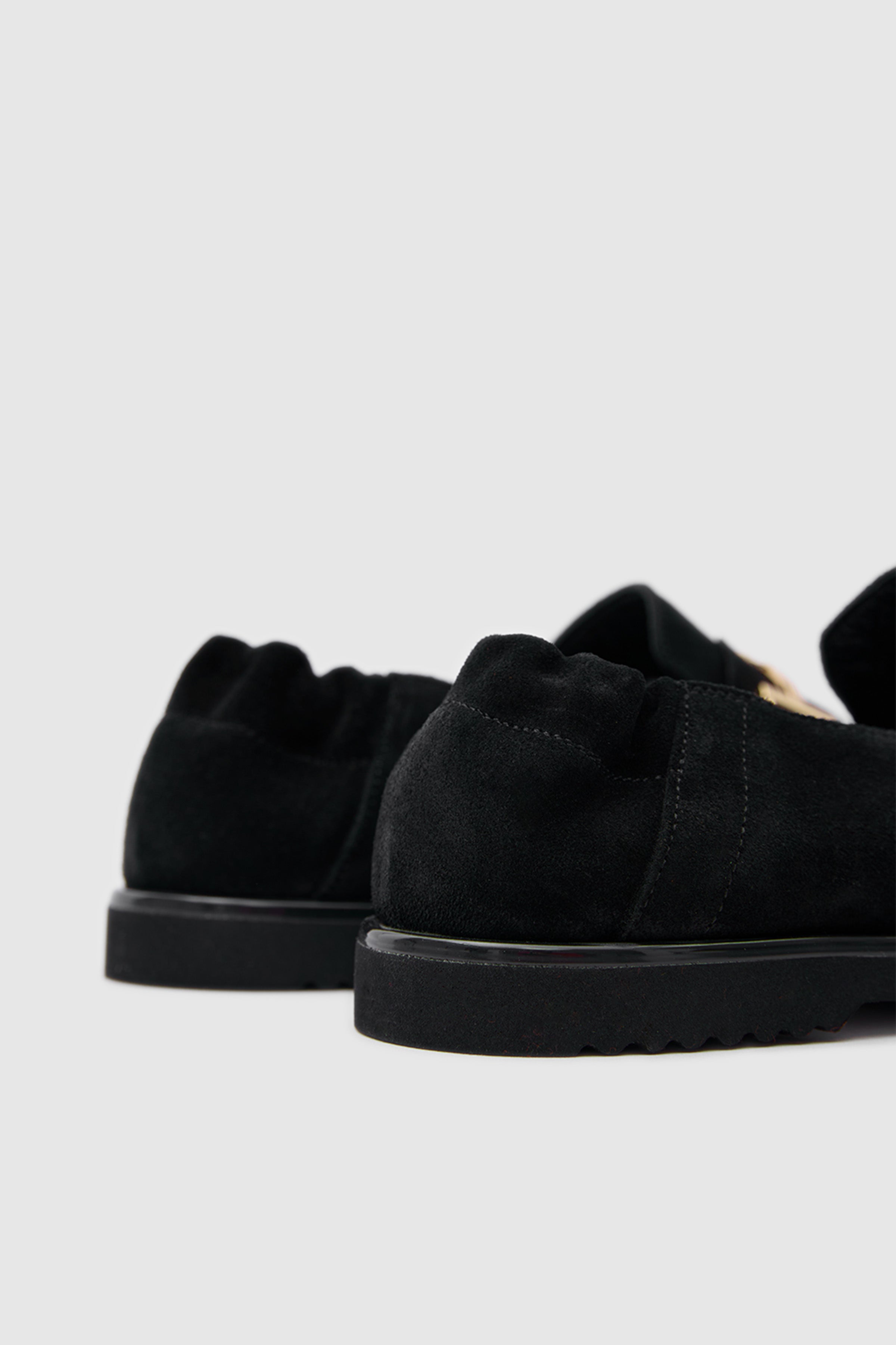 SUVEA ARIO Suede Loafer