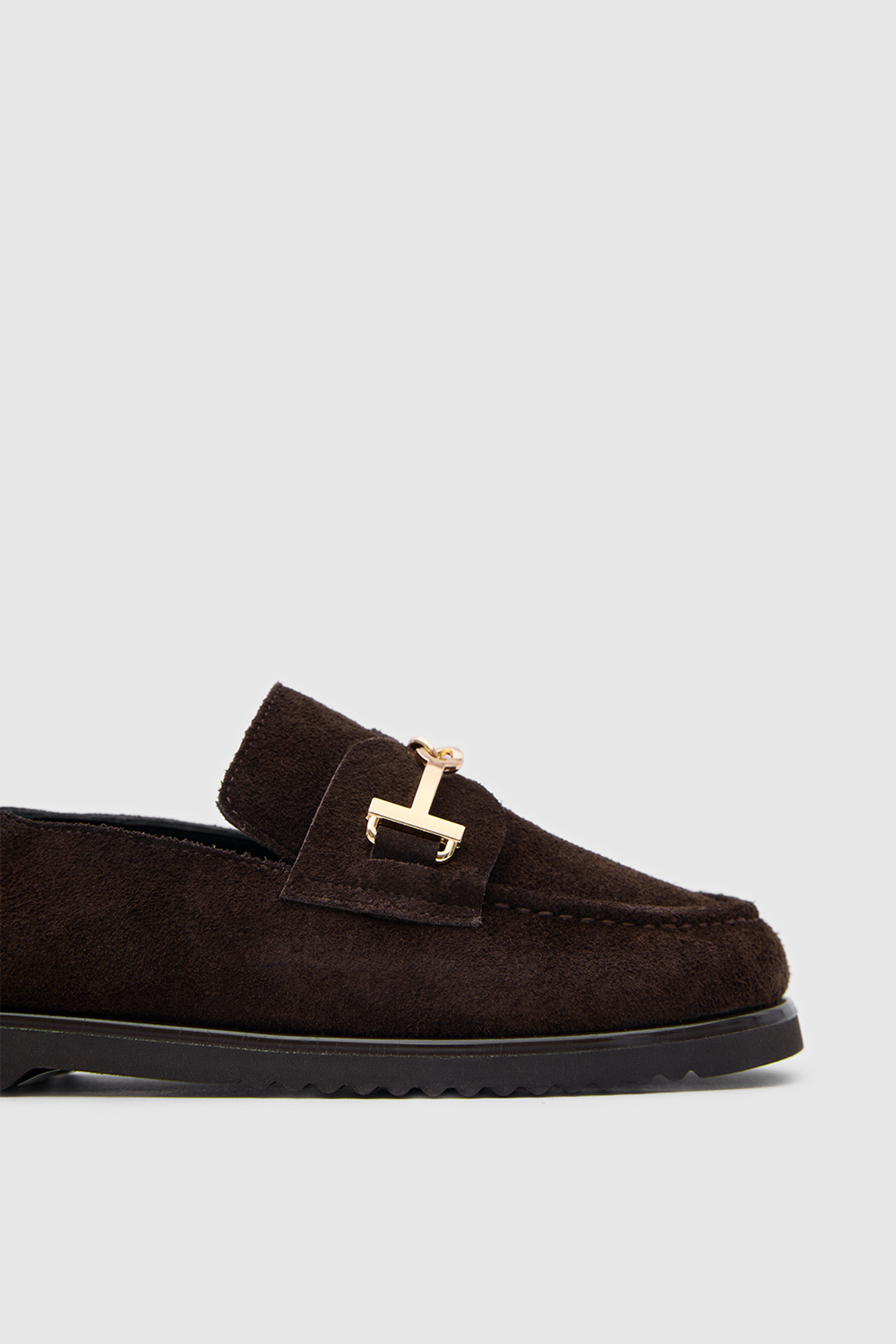 SUVEA ARIO Suede Loafer