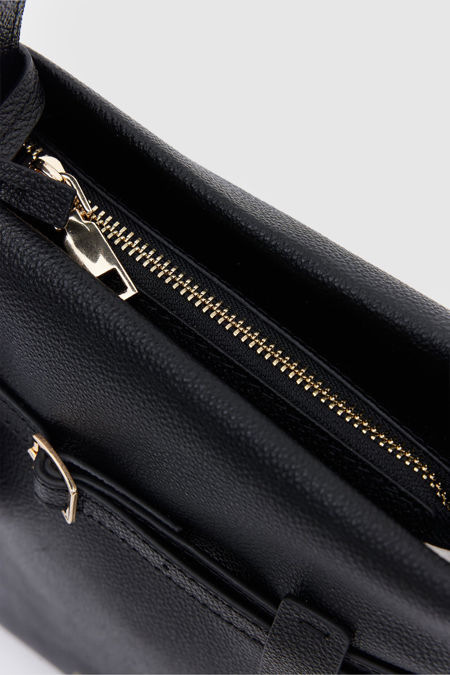 SUVEA NORA Vertical Suede