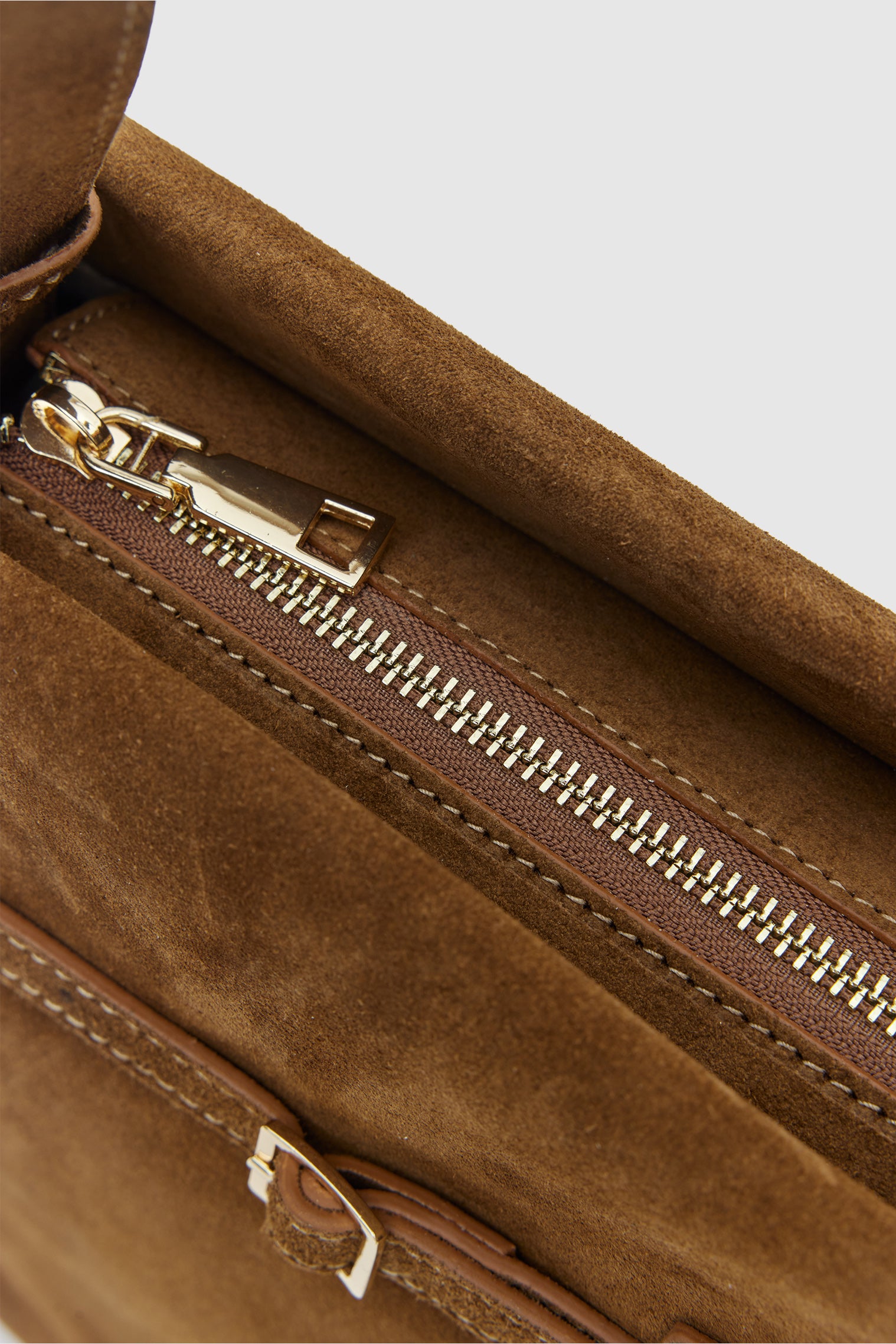 SUVEA NORA Vertical Suede