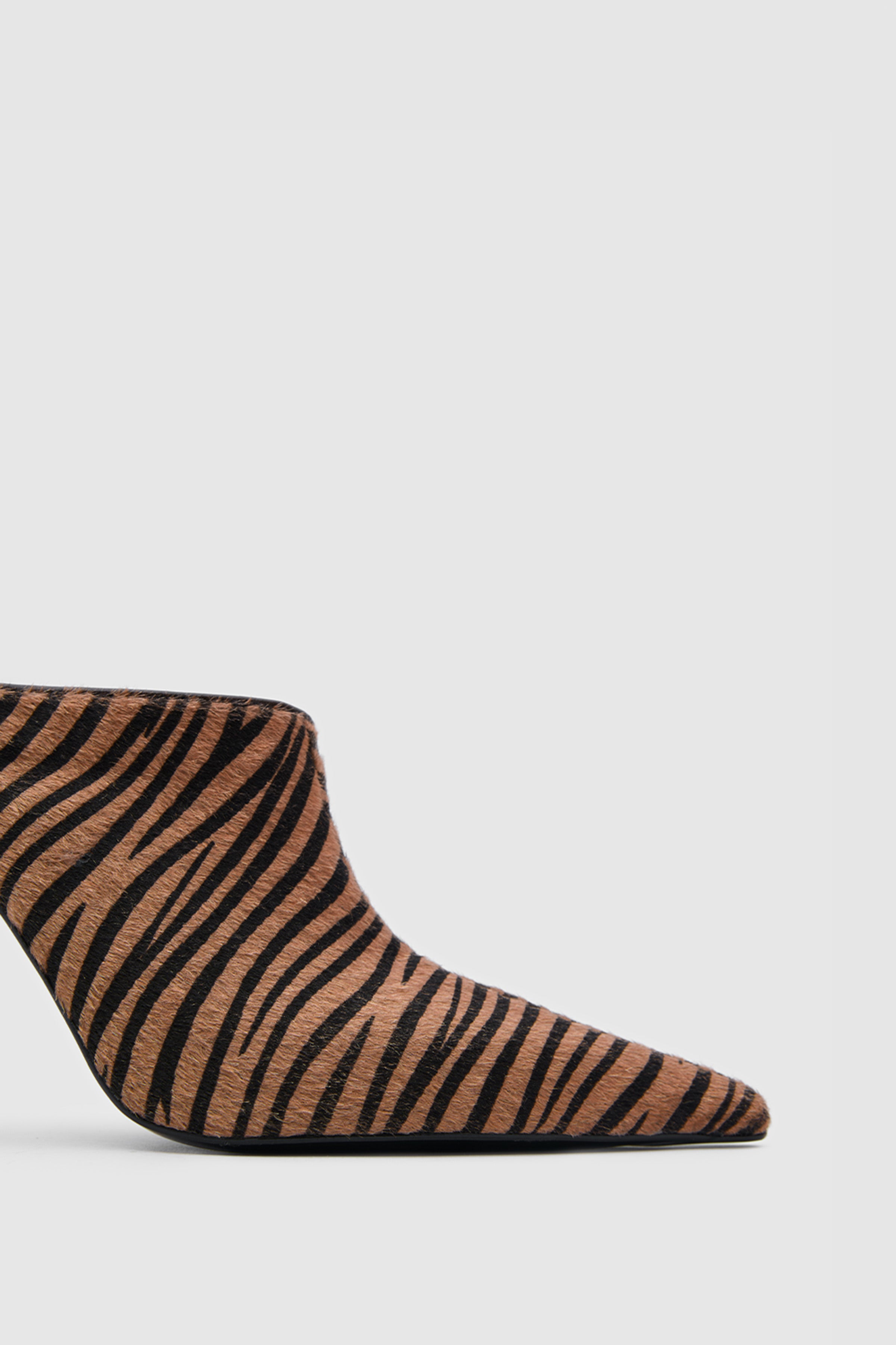 SUVEA ZERA Leather Heeled