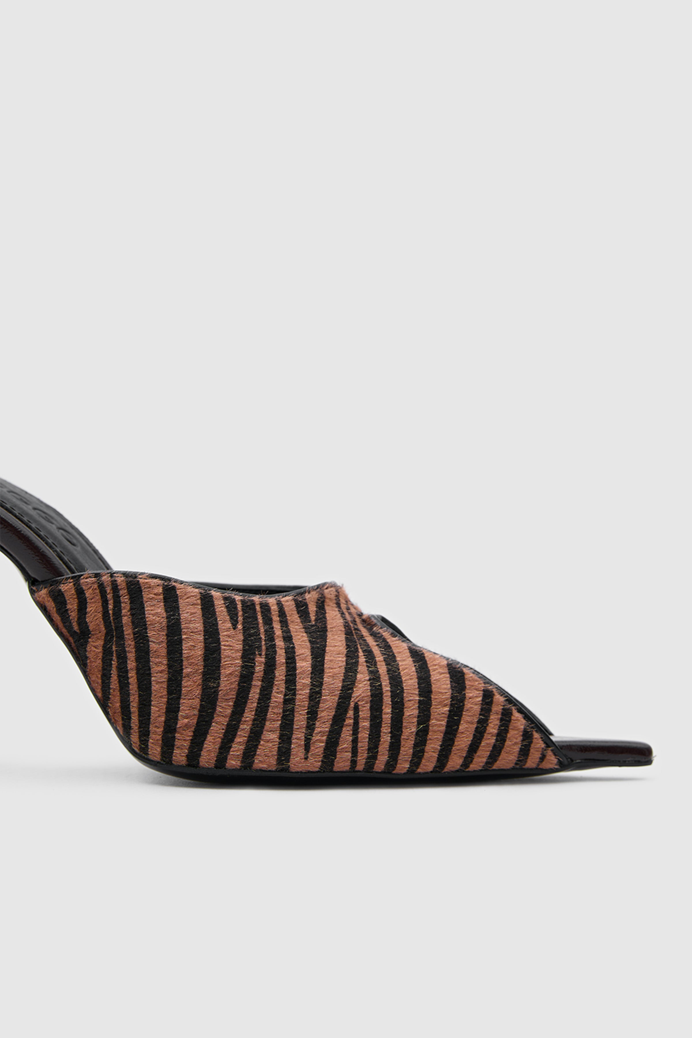 SUVEA AELA Leather Heeled