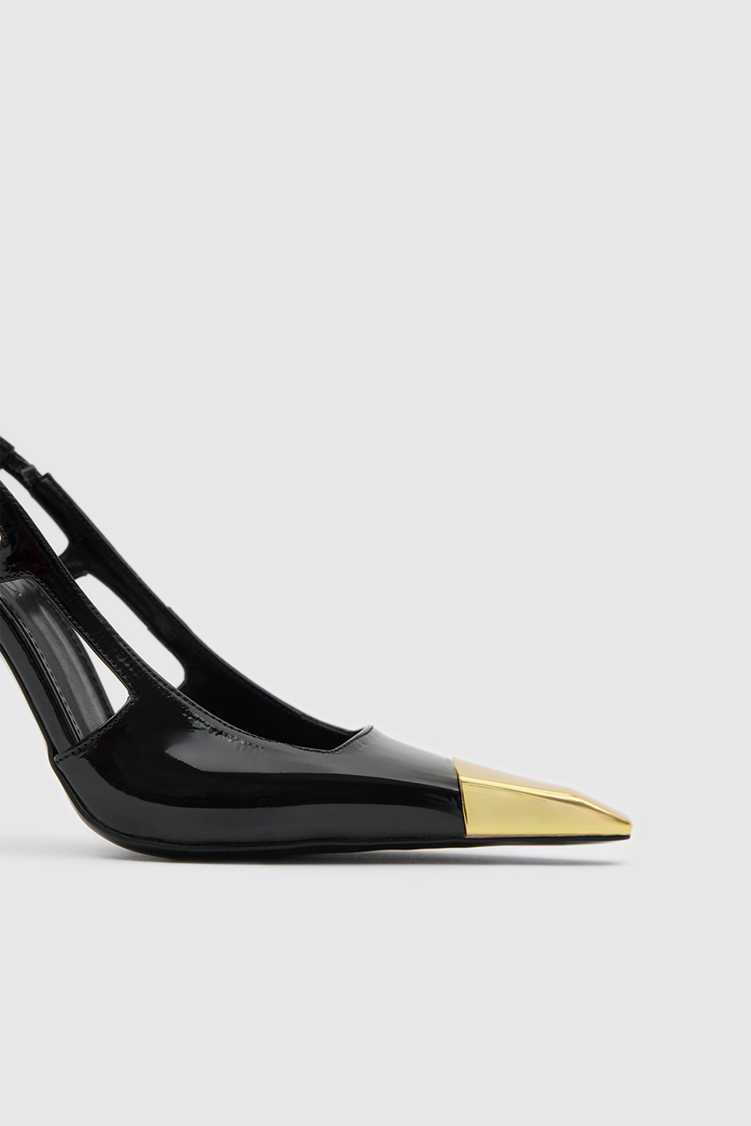 SUVEA REVA Patent Leather Slingback Stiletto