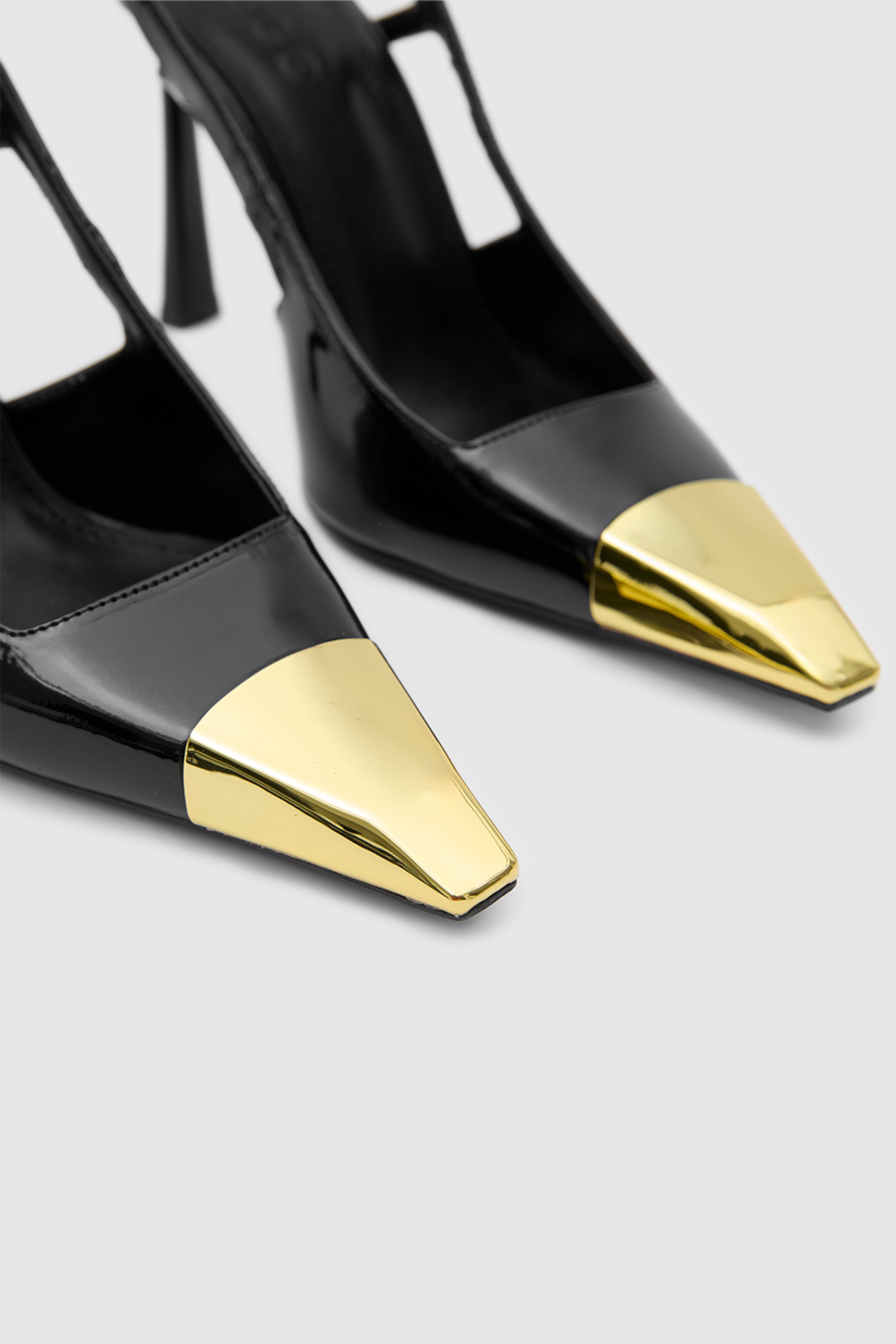 SUVEA REVA Patent Leather Slingback Stiletto