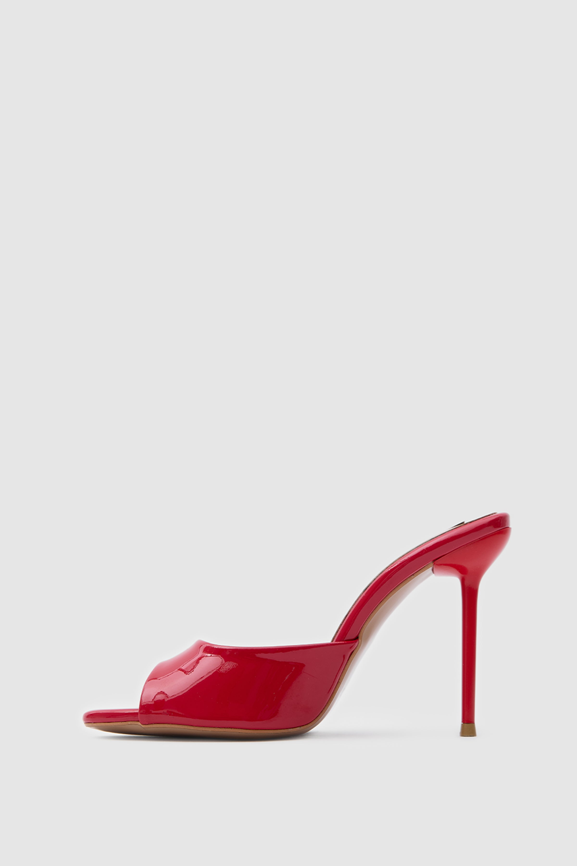 SUVEA Essential Shape Luxe Heels