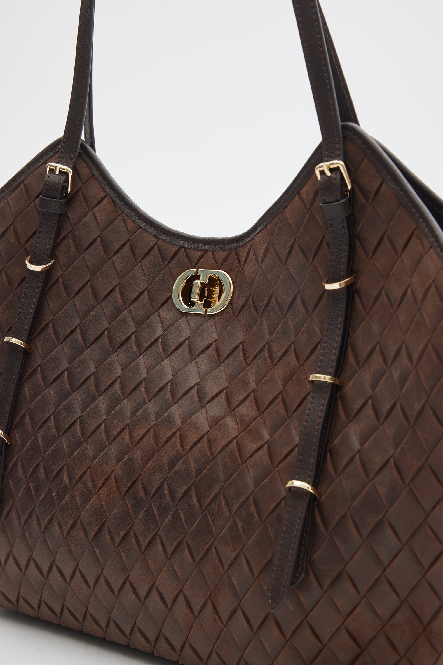 SUVEA DAREN Woven Leather