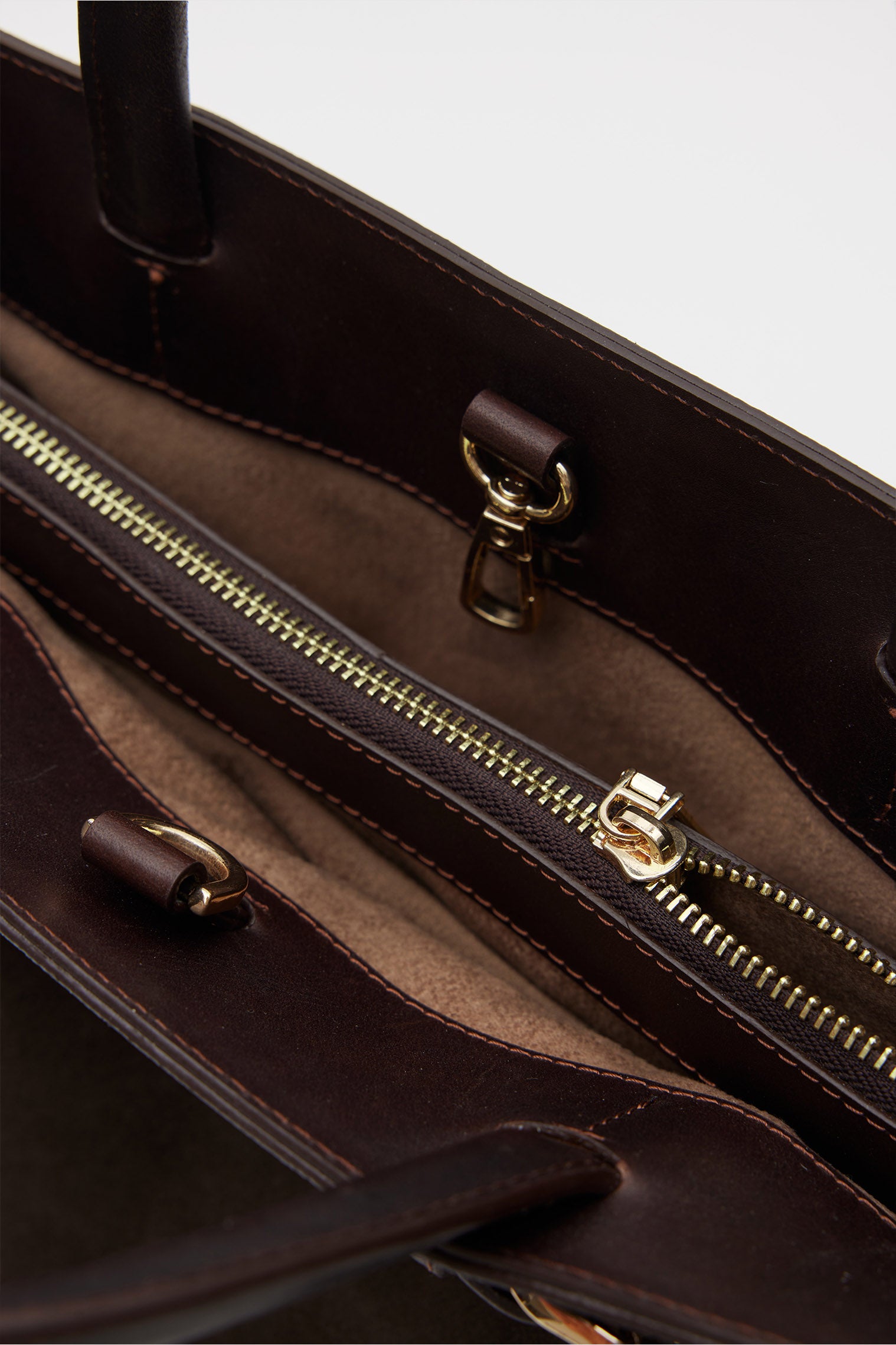OGGO SUVEA GENUINE LEATHER Handbag