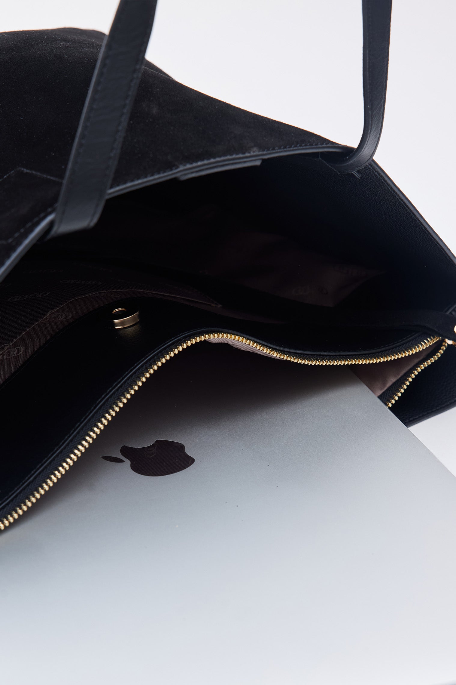 OGGO SUVEA LITE Suede Leather Handbag
