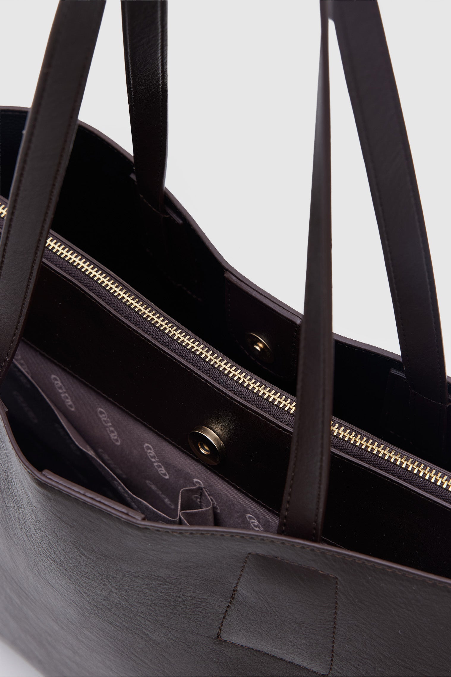 OGGO SUVEA LITE Suede Leather Handbag