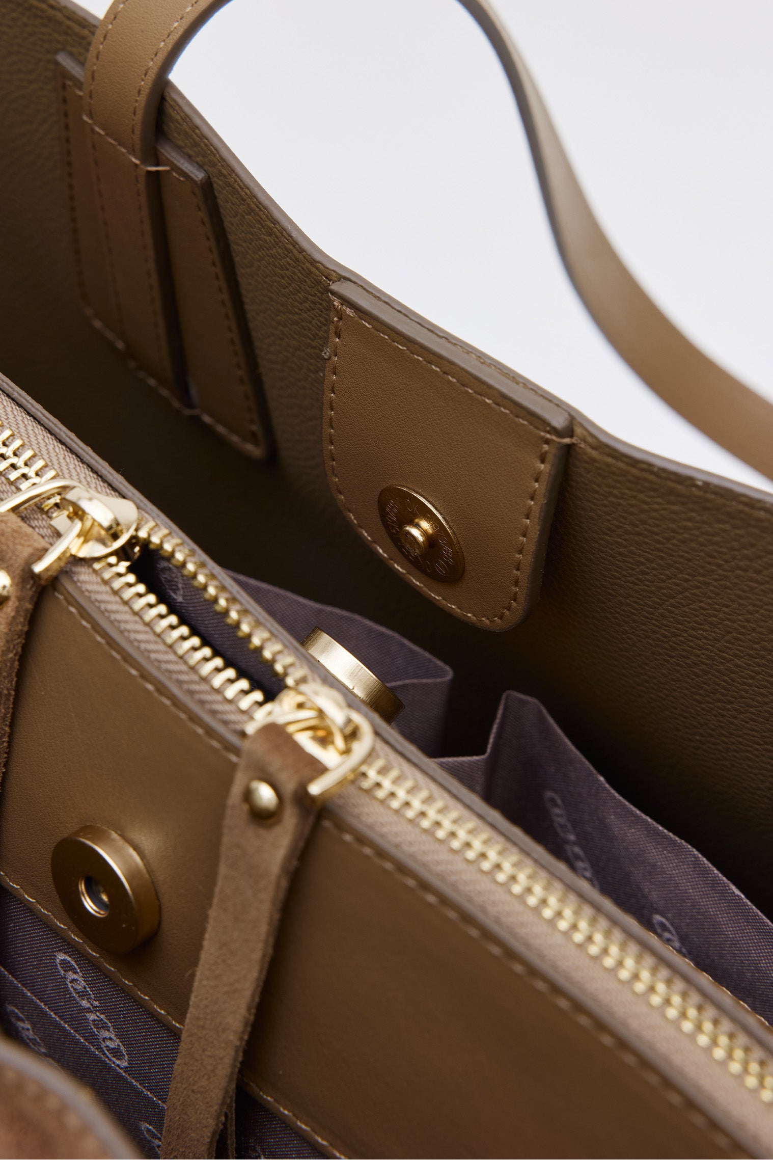 OGGO SUVEA LITE Suede Leather Handbag
