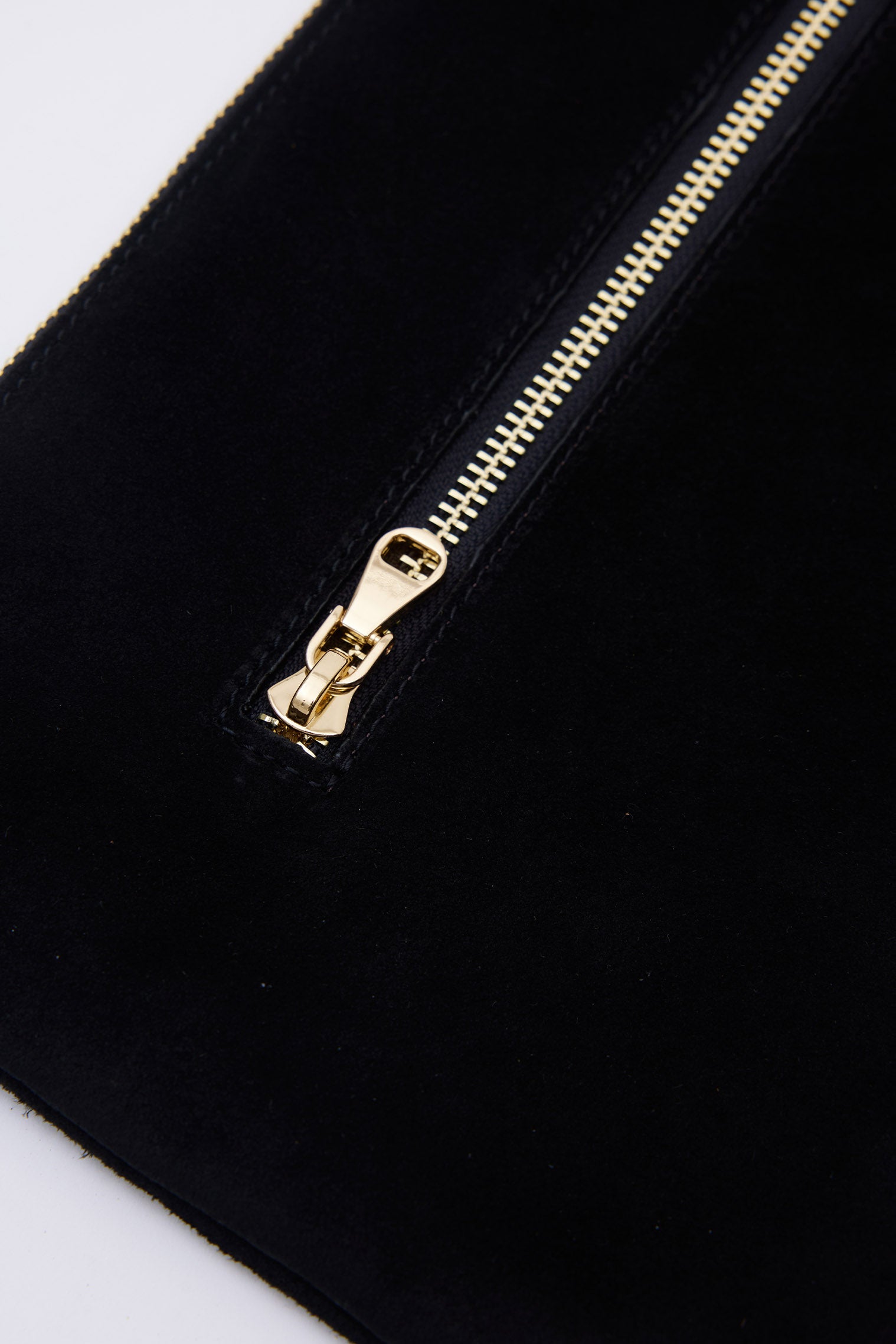 OGGO SUVEA GENUINE LEATHER Clutch