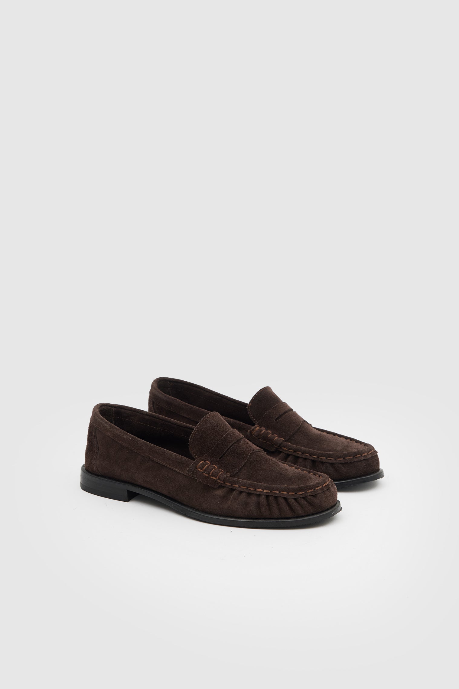 SUVEA SERON Suede Loafer