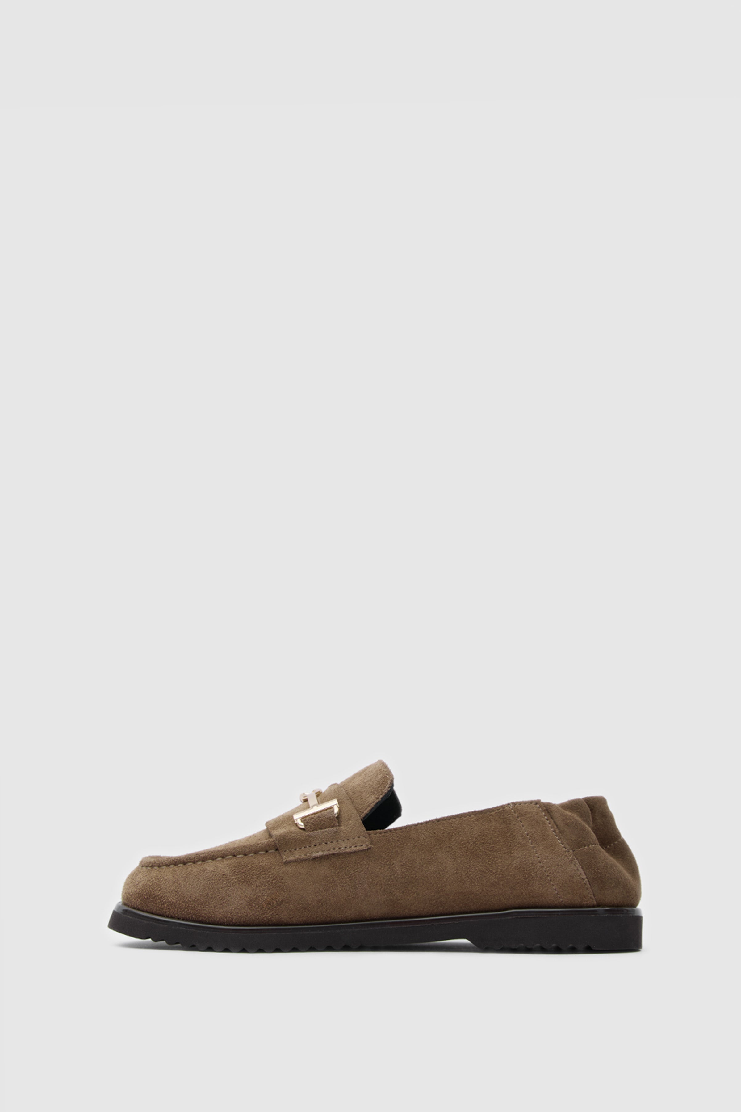 SUVEA ARIO Suede Loafer