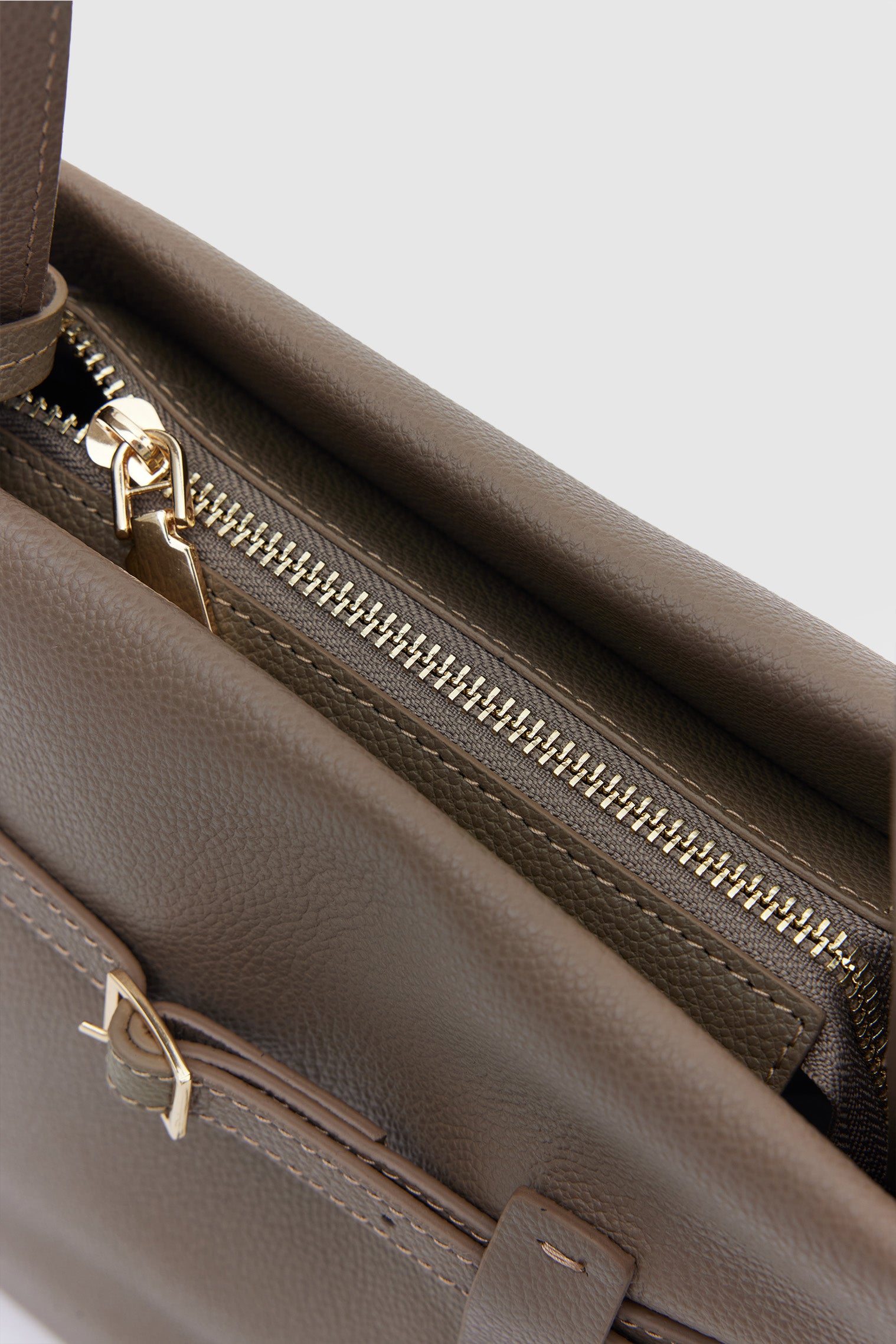 SUVEA NORA Vertical Suede