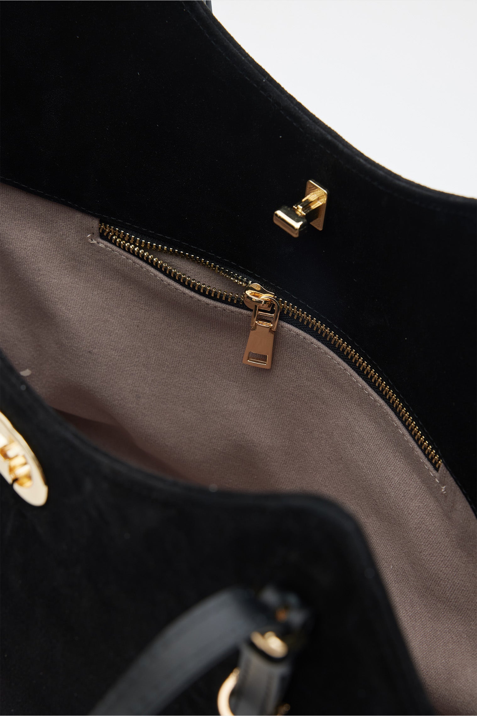 SUVEA DAREN Suede