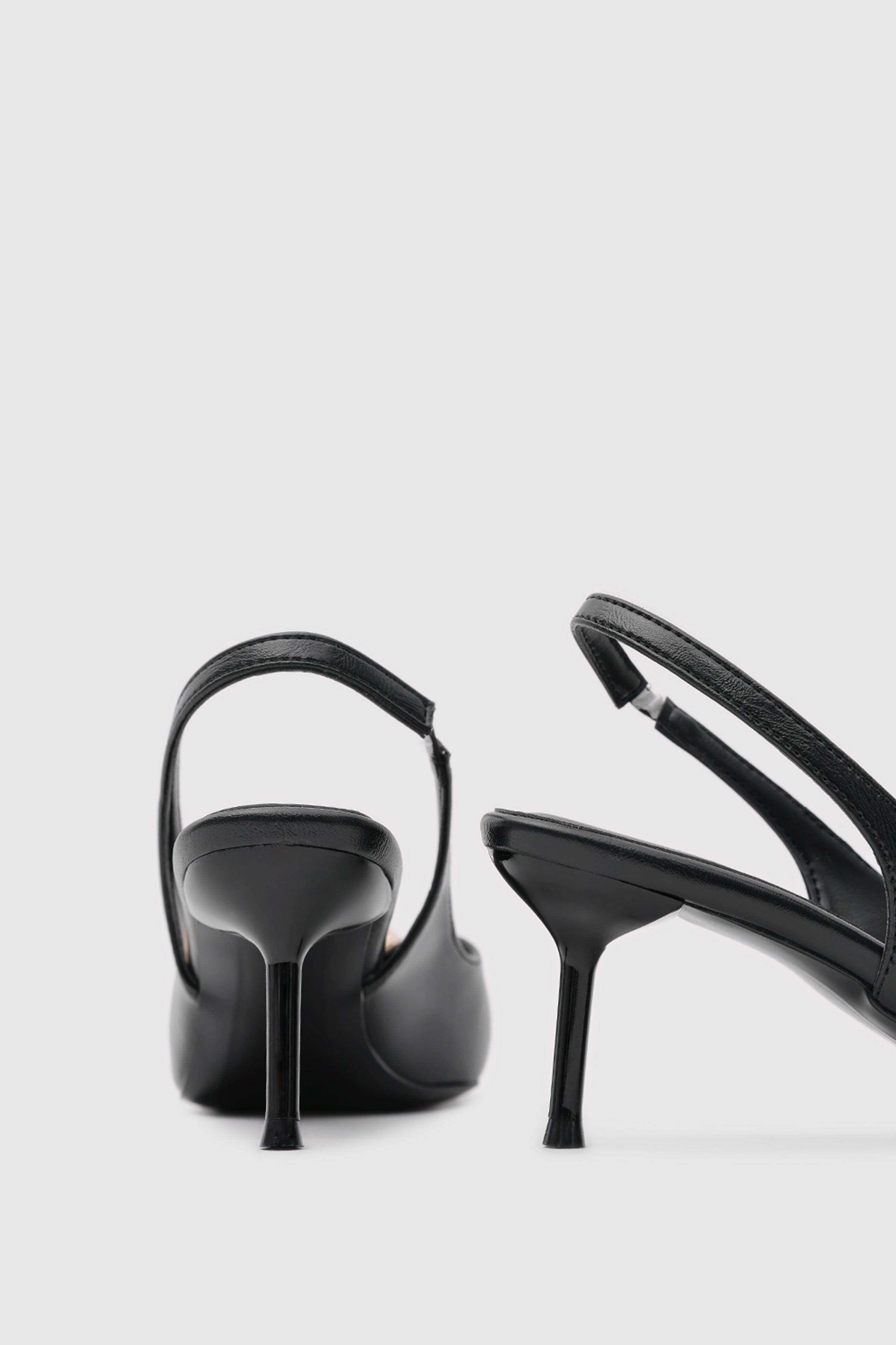 SUVEA AUREA Leather Slingback Heel